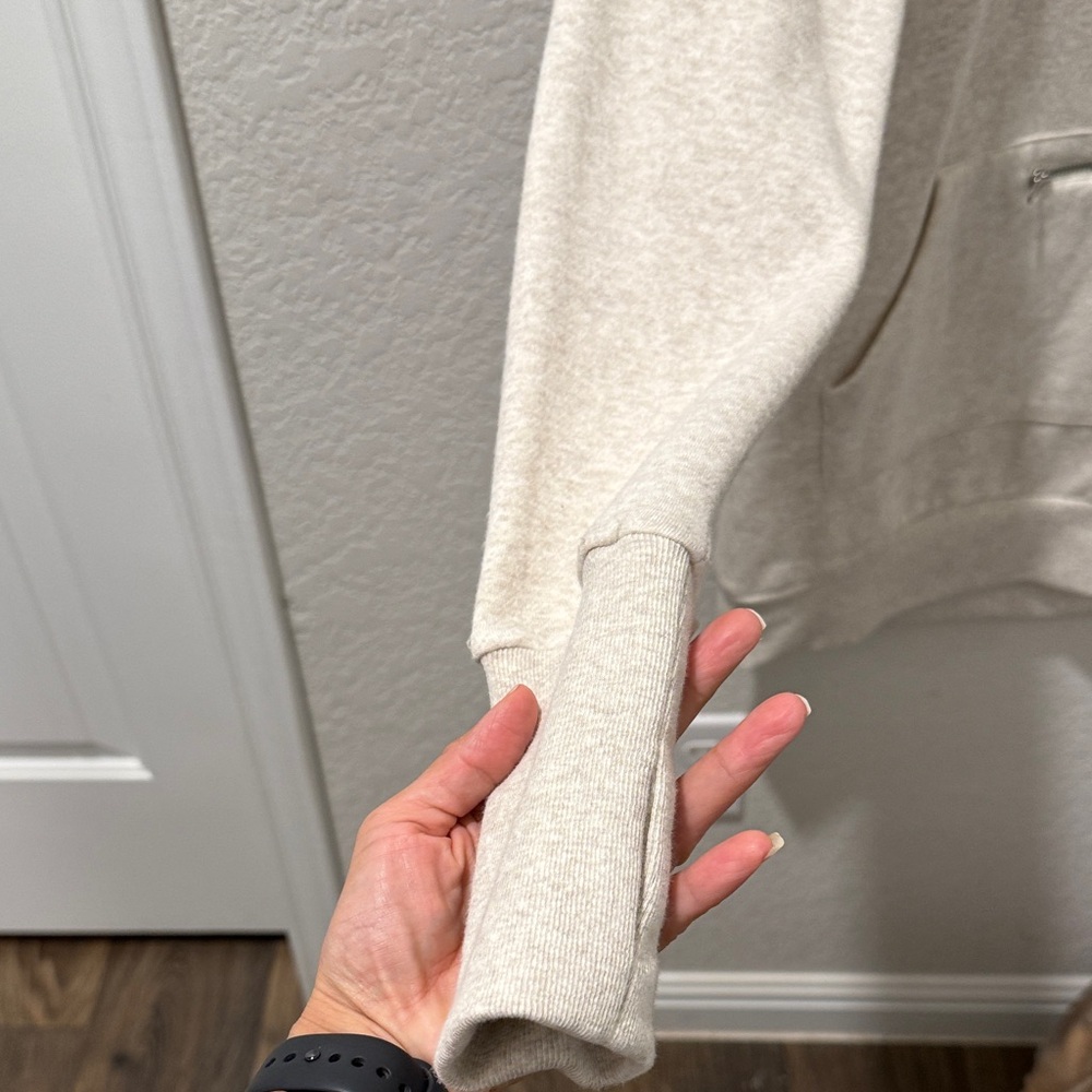 Fabletics Cream Pullover - Picture 4 of 7